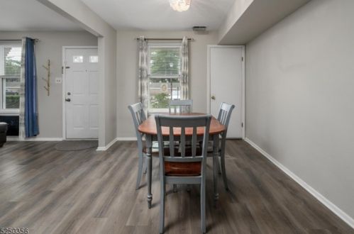 2026 Harbour Dr, Palmyra NJ  08065-1120 exterior