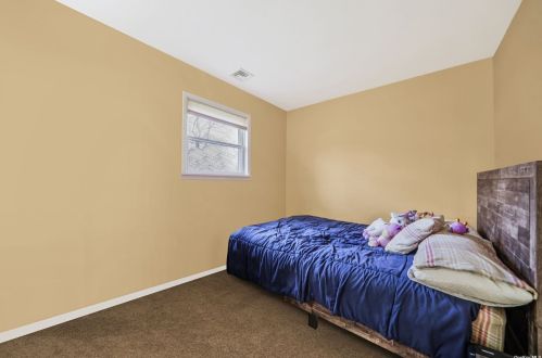 40 Royal Ln, Northport NY  11768-3332 exterior