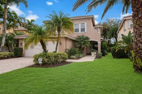 8882 Hidden Acres Dr, Boynton Beach, FL 33473-4854