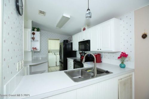 949 Wren Cir, Sebastian FL  32976-7508 exterior