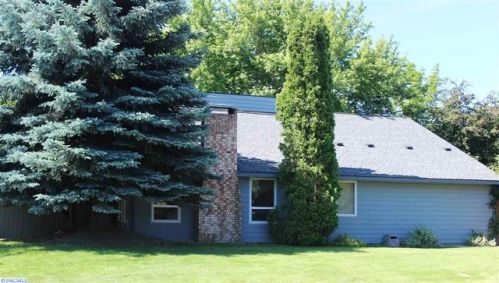 1705 Silverwood Dr, Richland, WA 99352-9678