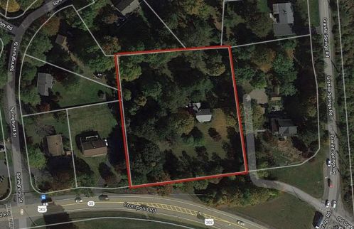 2688 Crompond Rd, Yorktown Hgts NY  10598-3130 exterior