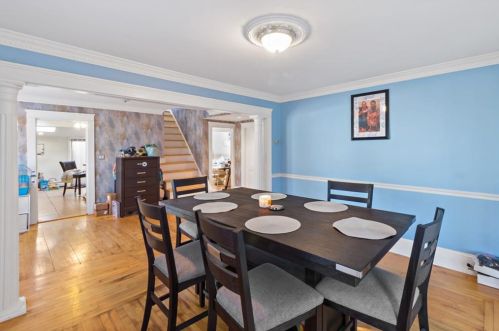 2535 Hartford Ave, Providence RI 02919-1604 exterior