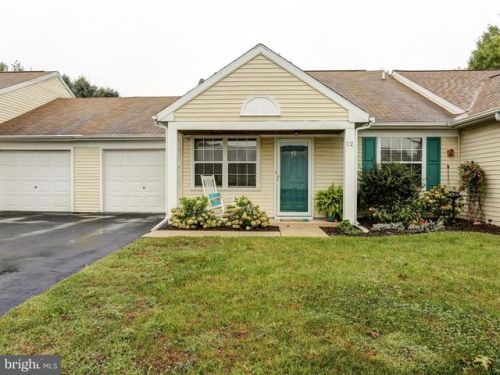 12 Fieldcrest Dr, Navy Sup Dpt, PA 17050-7912