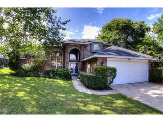 2061 Old Mill Dr, Deltona, FL 32725-3782