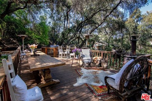 21658 Encina Rd, Topanga CA  90290-3524 exterior