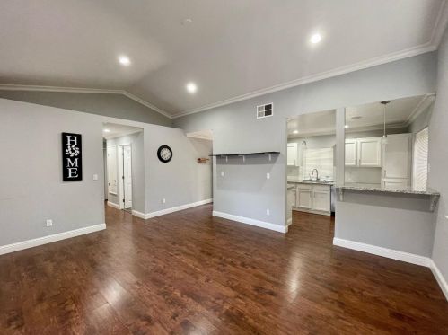 2058 Plymouth Dr, West Pittsburg CA  94565-4044 exterior