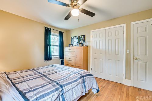 984 Maltby Ave, South Plainfield NJ  07080-2216 exterior