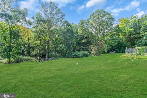 16 Bayberry Rd, Princeton NJ  08540-7417 exterior