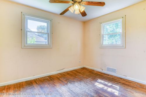 43 Piersoll Rd, Old Bridge NJ  08857-1536 exterior