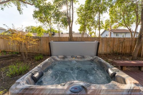 8648 Timber Ct, Citrus Heights CA  95662-4451 exterior