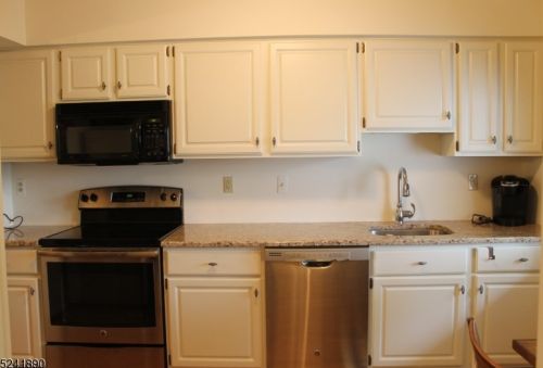 153 Saddleback Ct, Sparta NJ  07871-1759 exterior