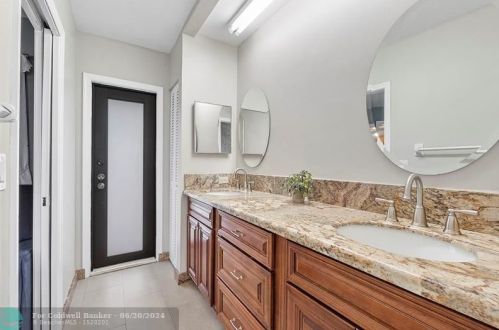 21044 Shady Vis Ln, Boca Raton FL  33428-1156 exterior