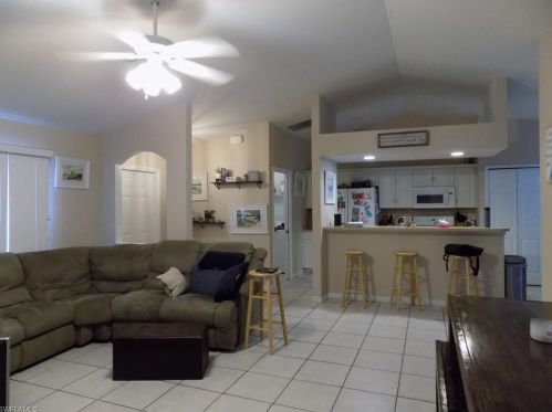 4034 29th St, Lehigh Acres, FL 33976-3822