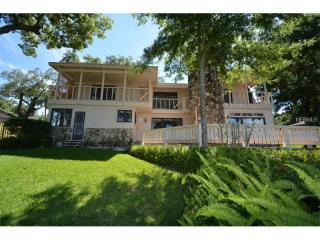 4612 Oak Cove Ln, Orlando, FL 32806-6939