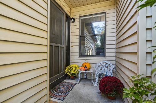 154 Locust Ct, Flemington NJ  08822-2001 exterior