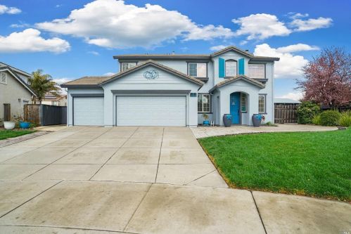 1425 Belden Ct, Liberty Farms, CA 95620-4823