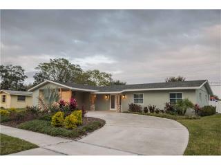 6433 Seagate Ave, Sarasota, FL 34231-5813