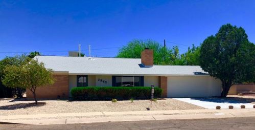 7942 Rosewood St, Tucson, AZ 85710-1630