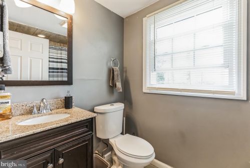 131 Toledo Ln, Willingboro NJ  08046-3722 exterior