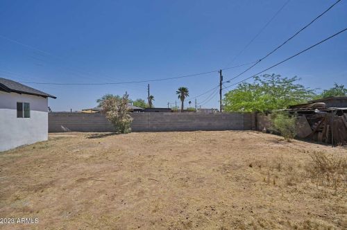 1811 Encinas Ln, Phoenix AZ  85040-1414 exterior