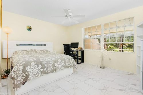 4199 Los Altos Ct, Naples FL  34109-1315 exterior