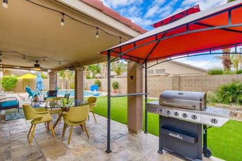 1930 Sage Brush St, Gilbert AZ  85296 exterior