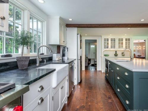 30 Milton Rd, Litchfield, CT 06759-3302