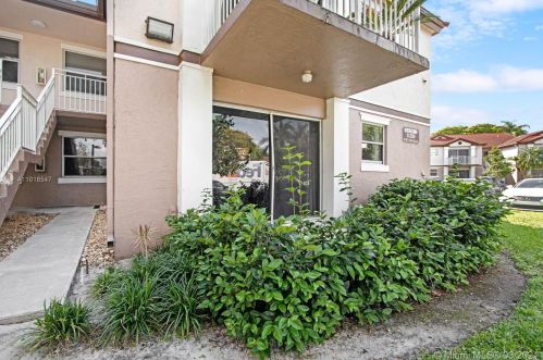 11250 13th St, Hollywood, FL 33025-4379