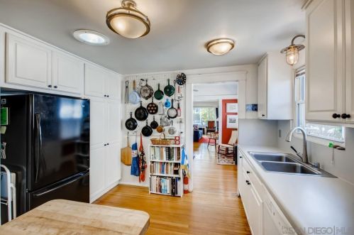 236 Robinson Ave, San Diego CA 92103-4423 exterior