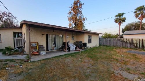1712 Bonnie Brae Ct, Ontario, CA 91764-2212