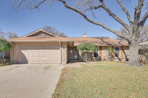 739 Newport Dr, Midlothian TX  76063-2816 exterior