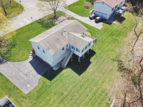 58 Riverglen Dr, Thiells, NY 10984-1509