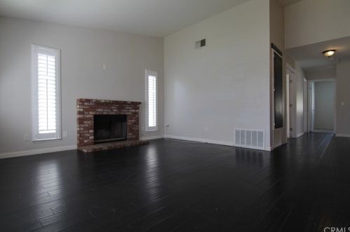 8790 Sandhill Dr, Riverside, CA 92508-3134