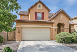 2642 Canyon Creek Dr, Gilbert, AZ 85295-2327