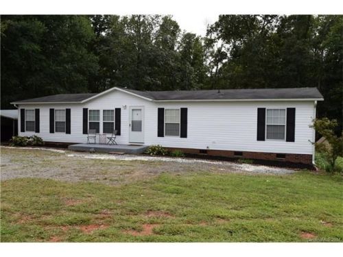164 Zircon Dr, Statesville, NC 28625-2600