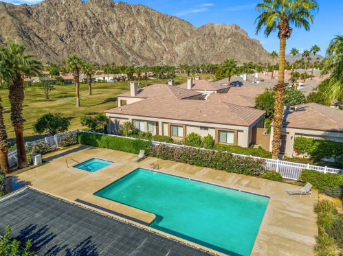 54720 Shoal Crk, La Quinta CA  92253-4782 exterior