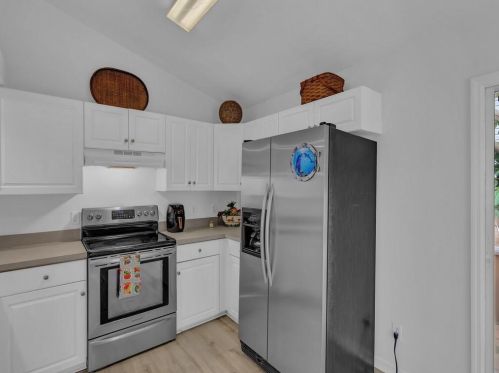 1636 4 Ave, Vero Beach FL 32962-6619 exterior