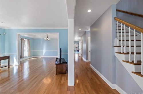 6 Nolan St, Norwalk CT  06850-2525 exterior