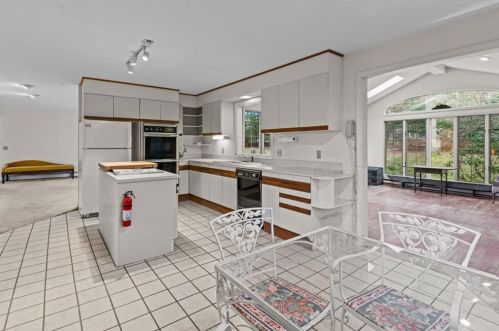 175 Woodville Alton Rd, Richmond RI  02832-2421 exterior