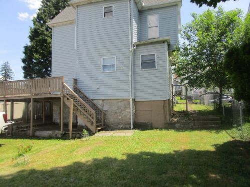 614 Park St, Connellsville PA  15425-3420 exterior