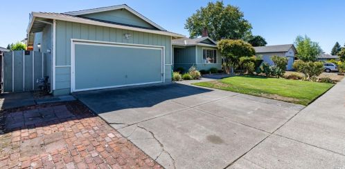 1768 Fenwick Dr, Santa Rosa, CA 95401-5921