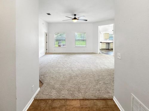 145 Greens Creek Cv, Lost Pines, TX 78612-3783