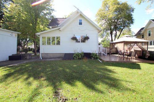 311 Fargo St, Lake Mills WI  53551-1320 exterior