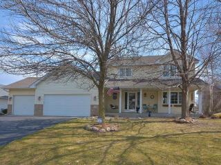 638 Spring Hill Bay, Saint Paul, MN 55125-3729