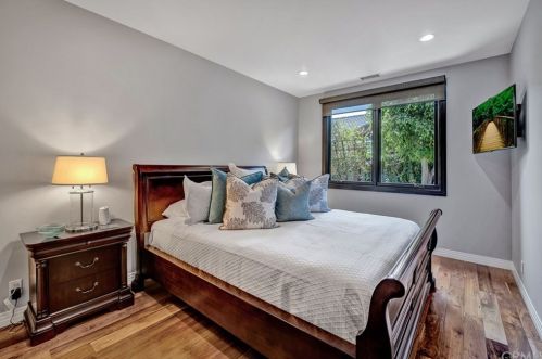 9851 Oakwood Cir, Orange CA  92861-1221 exterior