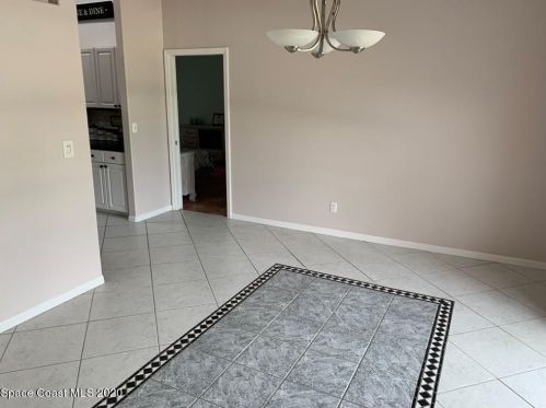 698 Concha Dr, Sebastian, FL 32958-6602