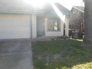 4588 Bomark Way, Sacramento CA  95842-3389 exterior