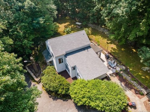 551 Wood Rd, Mahopac NY  10541-3358 exterior