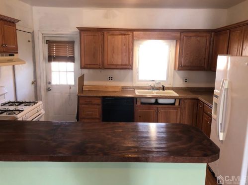 119 Leonard Ave, South Plainfield NJ  07080-4006 exterior